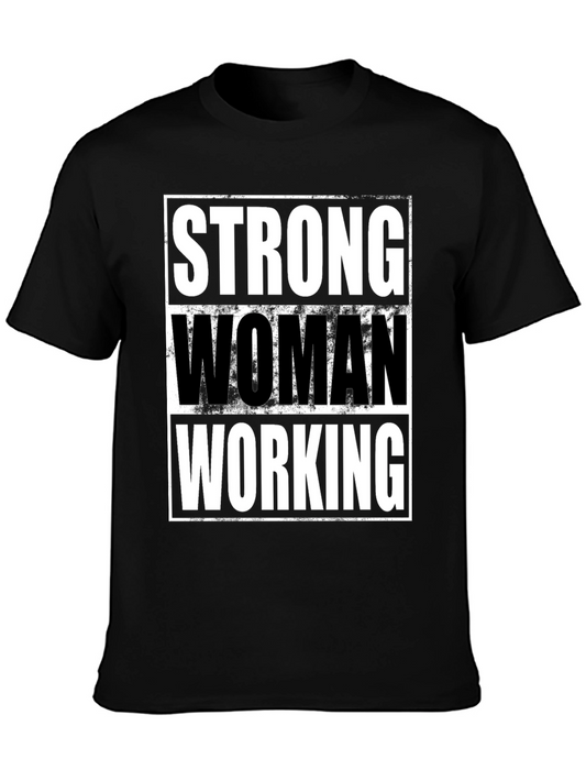Camiseta Negra: Mujer Fuerte Trabajando