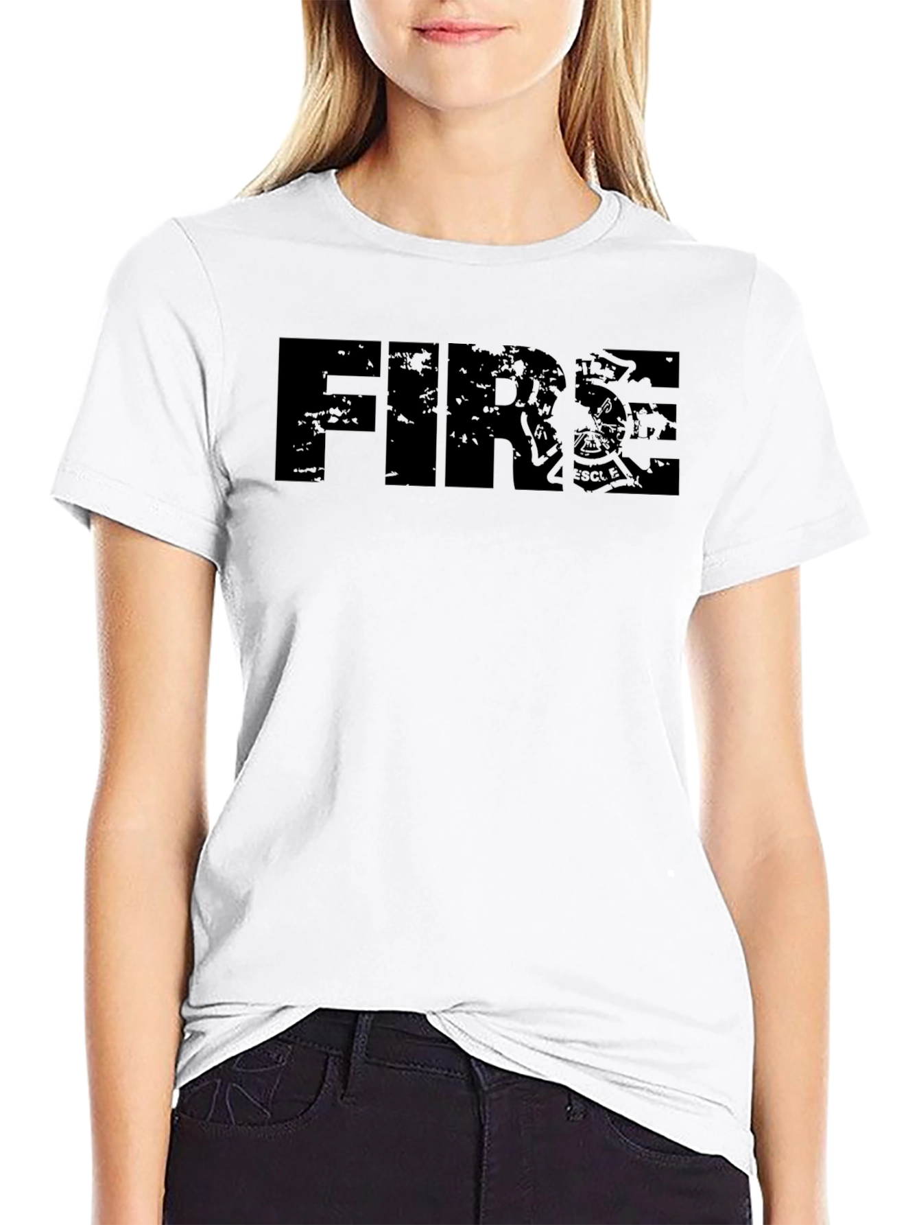 Camiseta Negra con Diseño Fuego