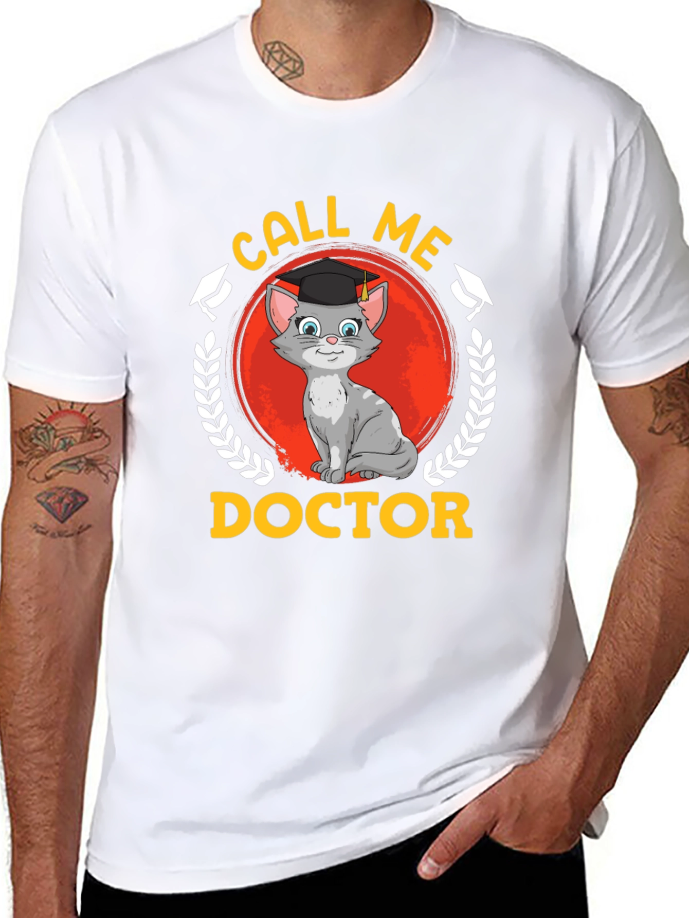 Camiseta Negra Llámame Doctor Gato Graduado