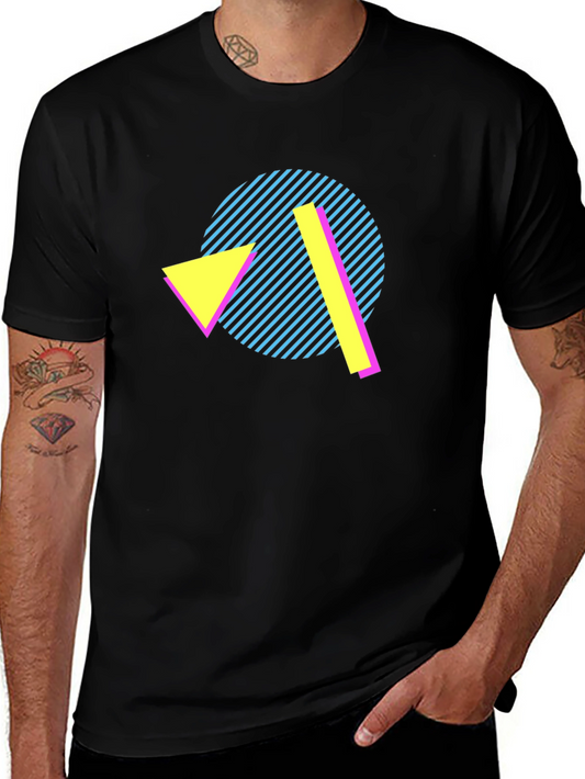 Camiseta Negra con Diseño Geométrico Retro