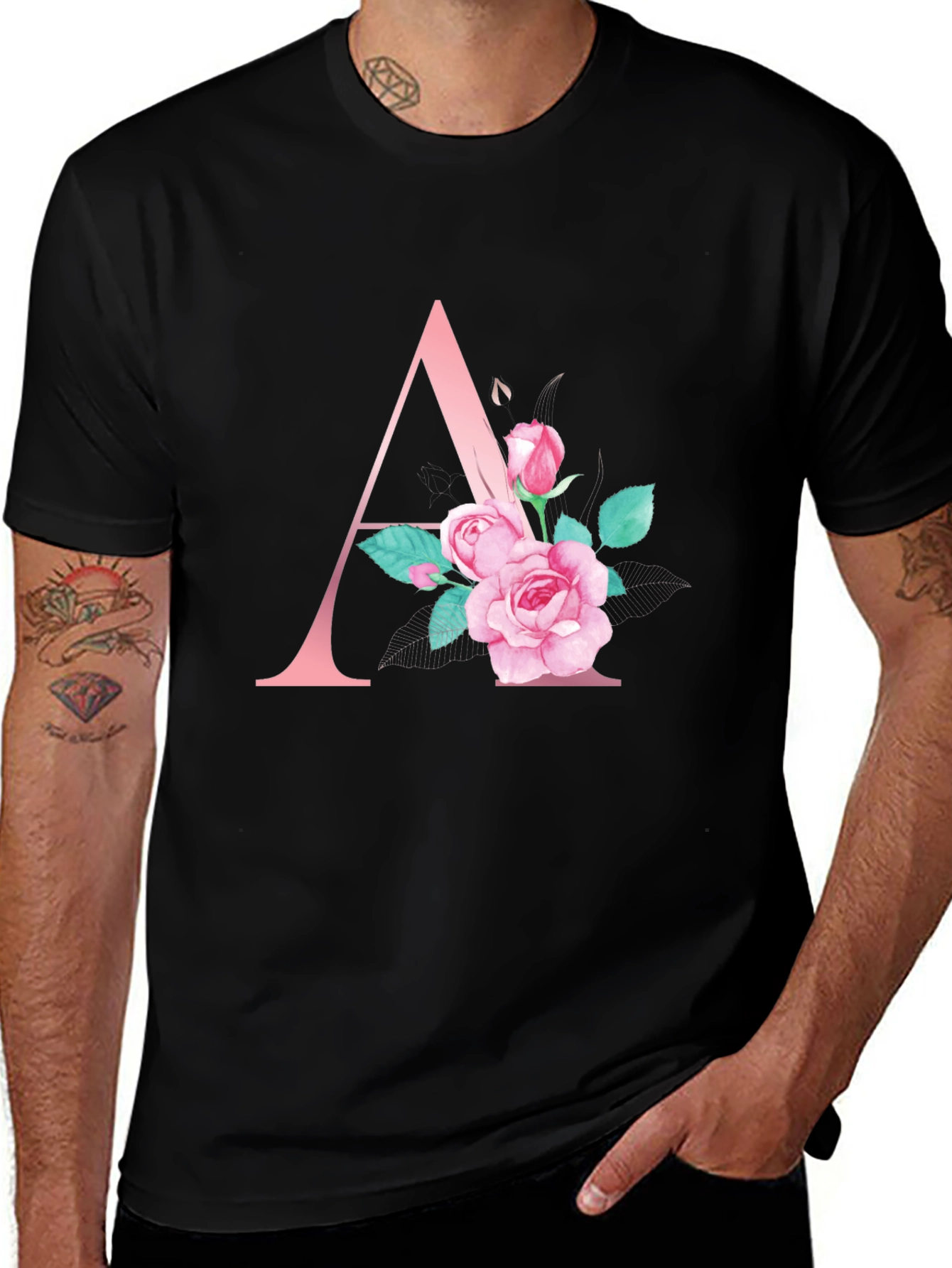 Camiseta Negra con Letra A Floral