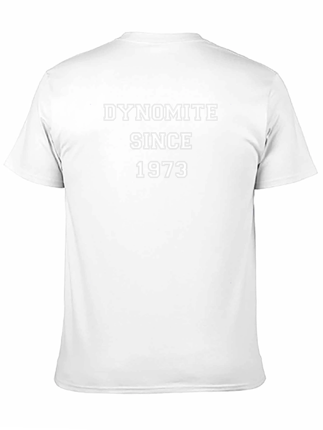 Camiseta Negra Dynomite Since 1973
