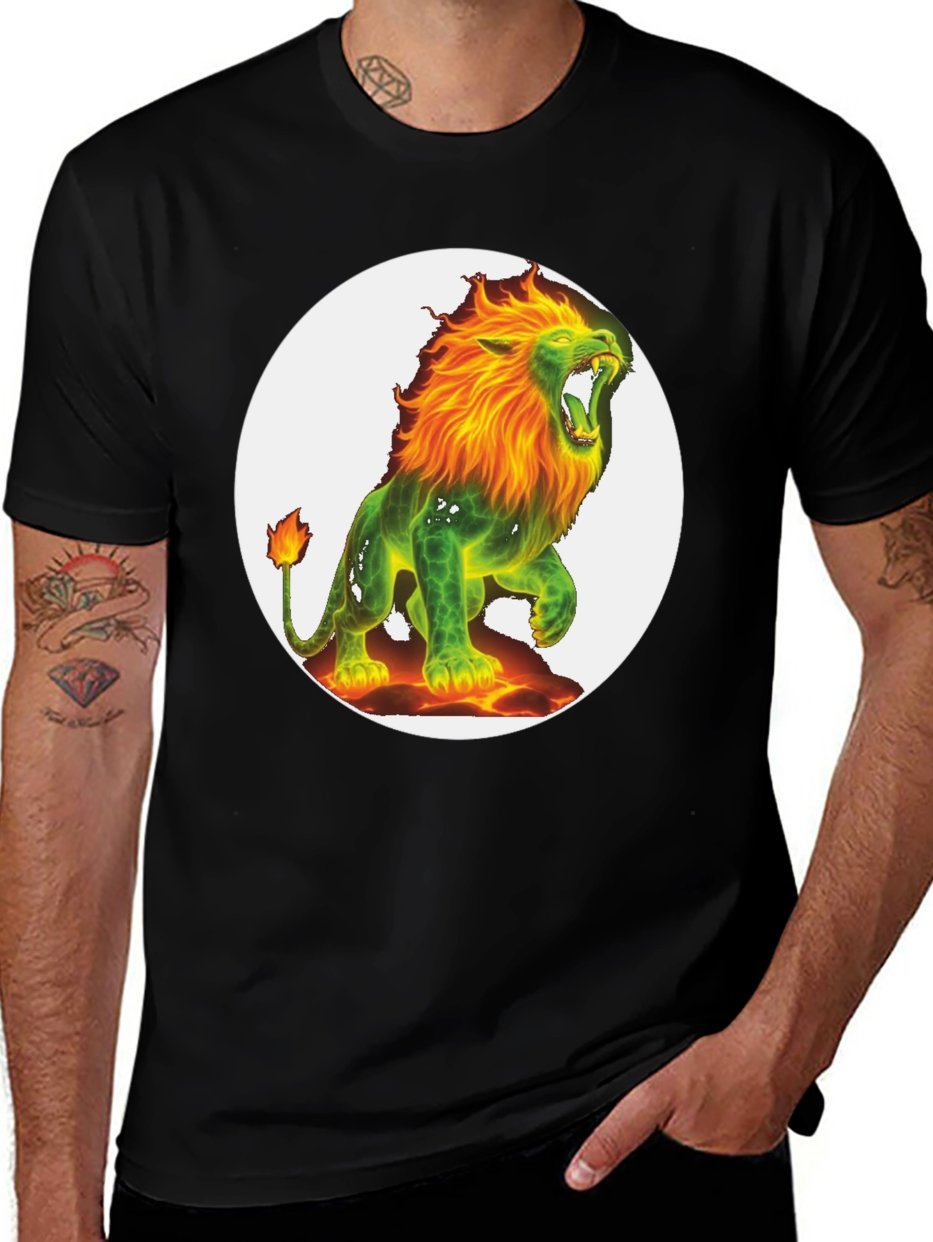 Camiseta Negra con León de Fuego Único