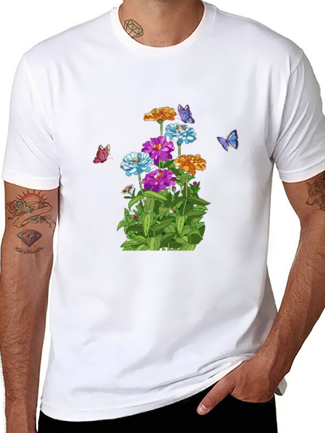 Camiseta Negra con Flores y Mariposas