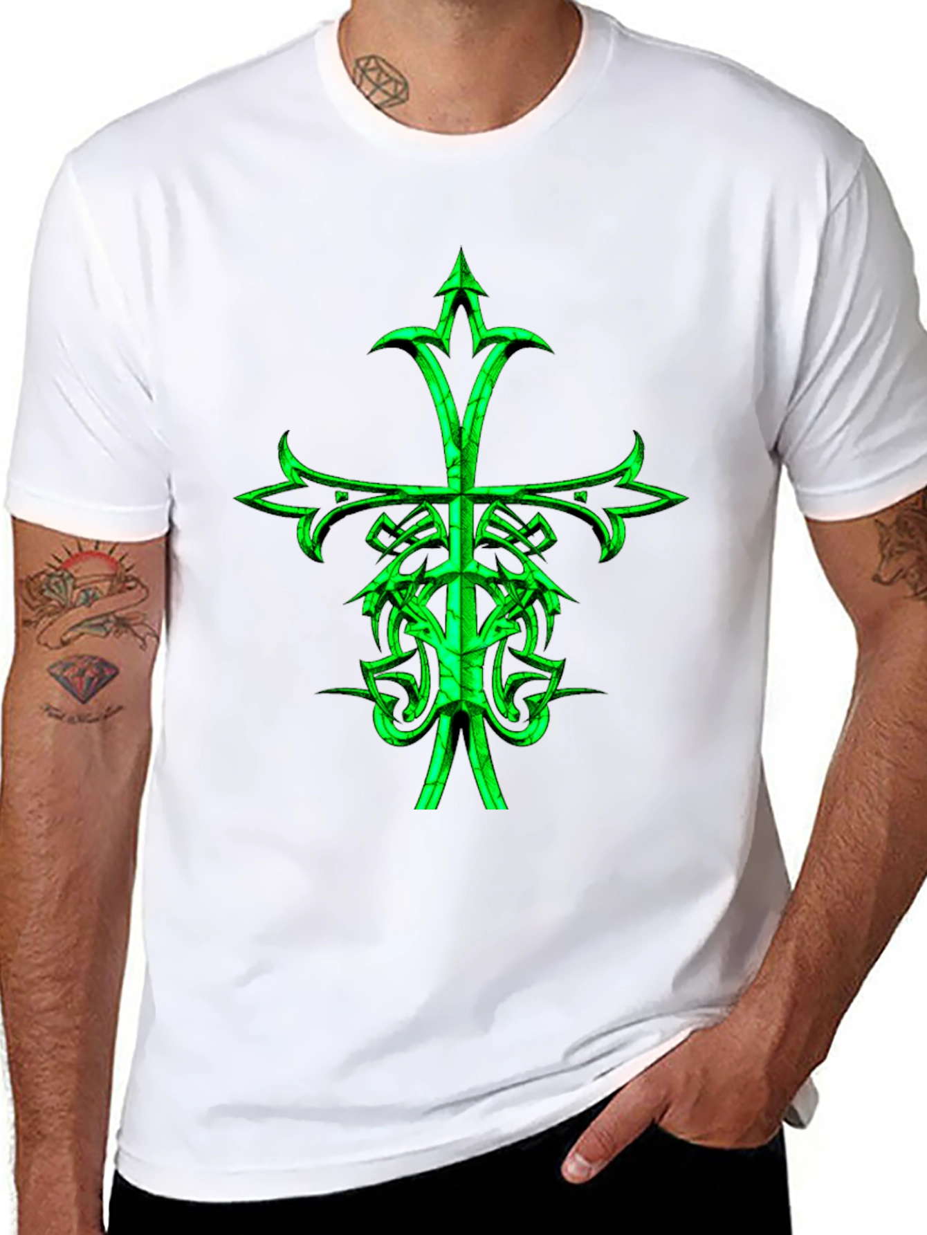 Camiseta Negra con Cruz Celta Verde Neón