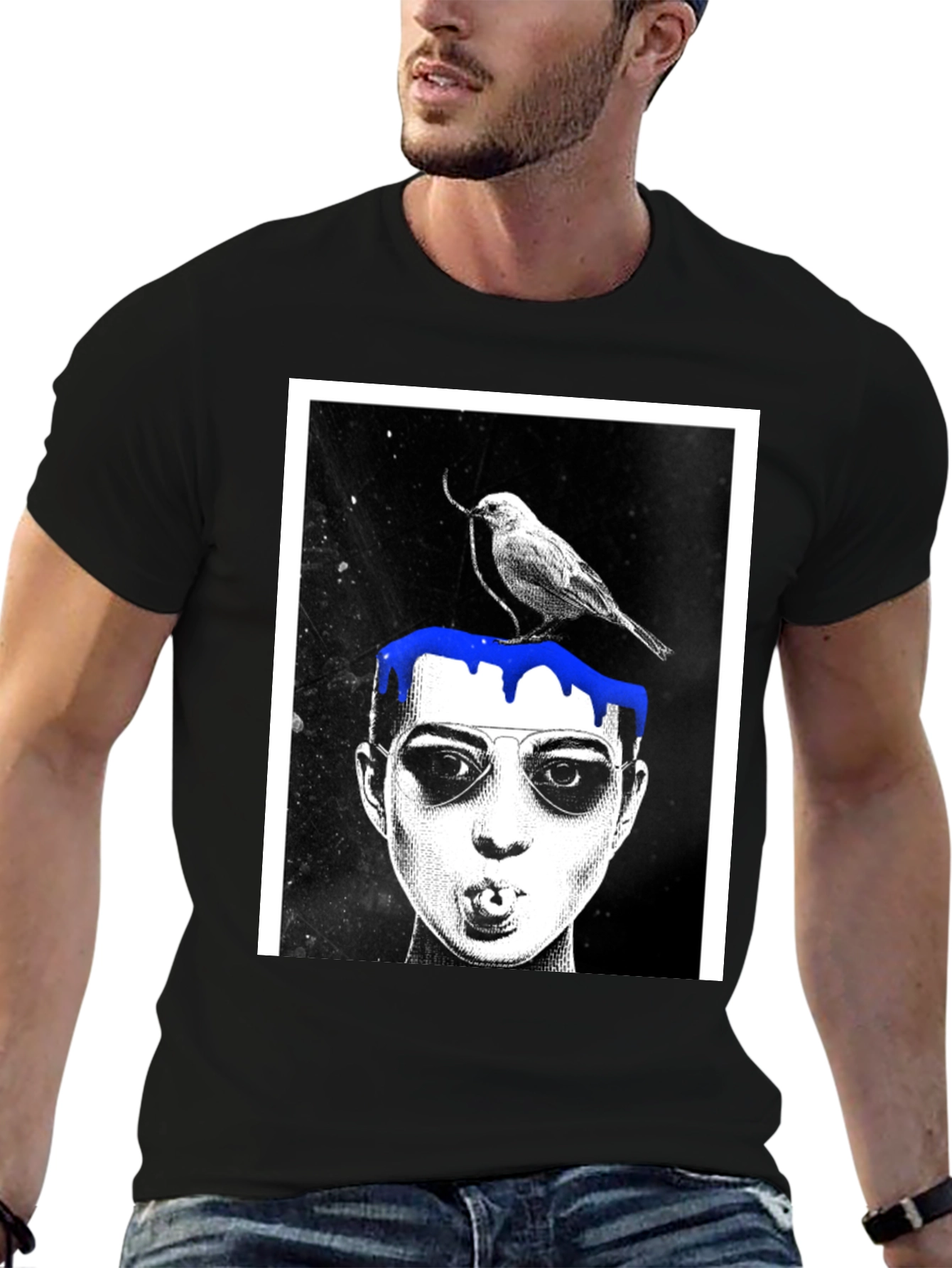 Camiseta Negra con Diseño Artístico de Rostro y Pájaro