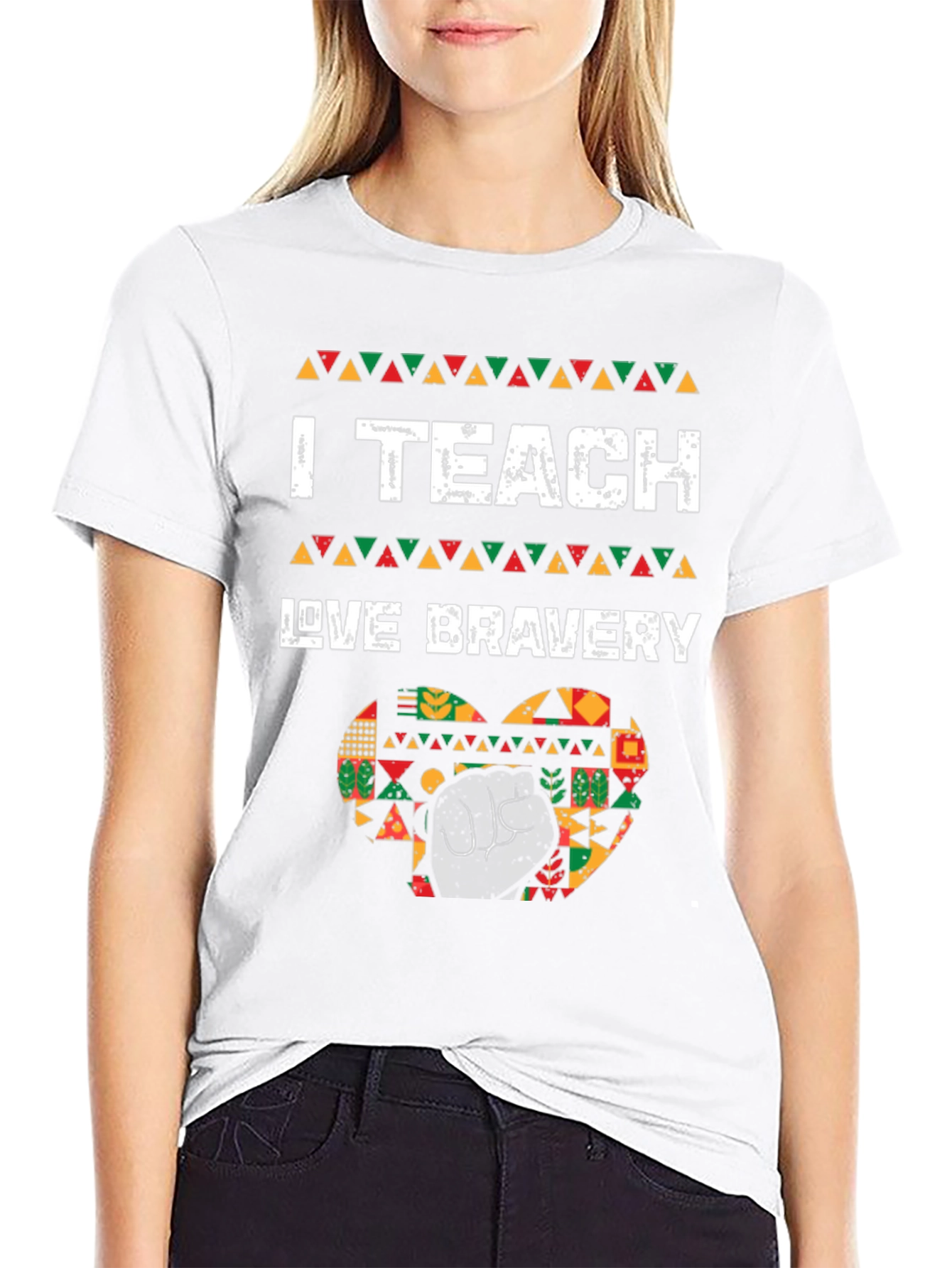 Camiseta I Teach Love Bravery
