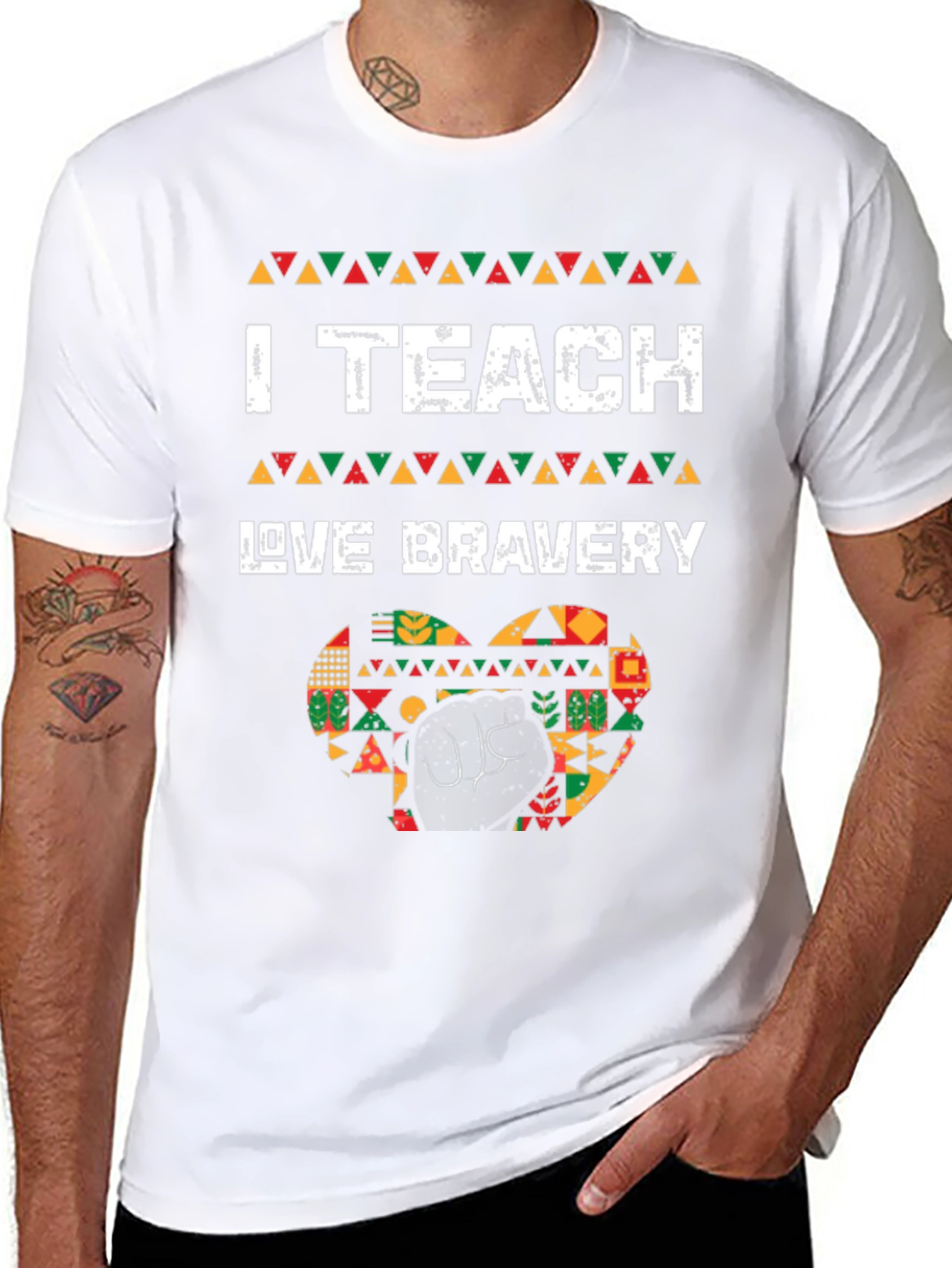 Camiseta I Teach Love Bravery