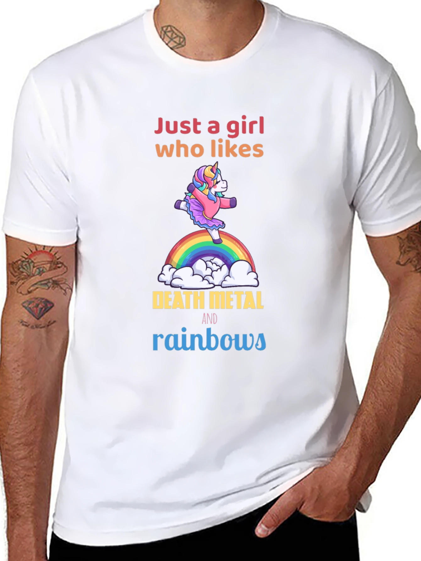 Camiseta Negra Unicornio Metalero Arcoíris