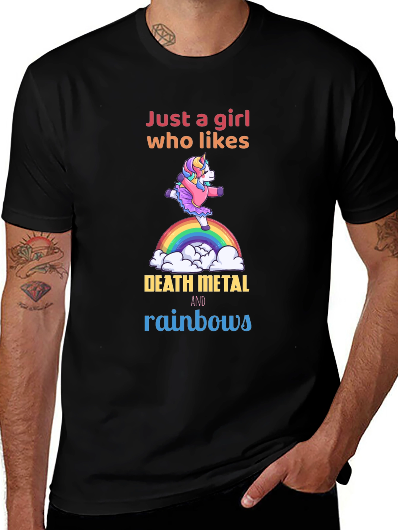 Camiseta Negra Unicornio Metalero Arcoíris