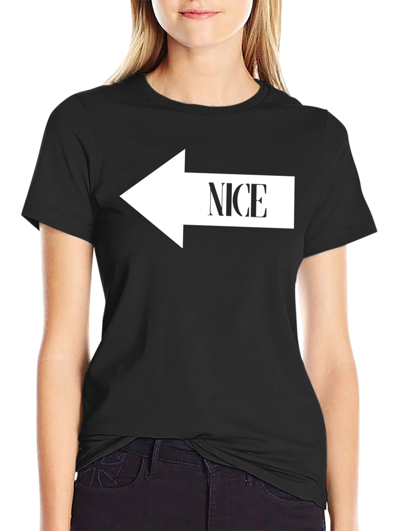 Camiseta Negra con Flecha NICE para Hombre