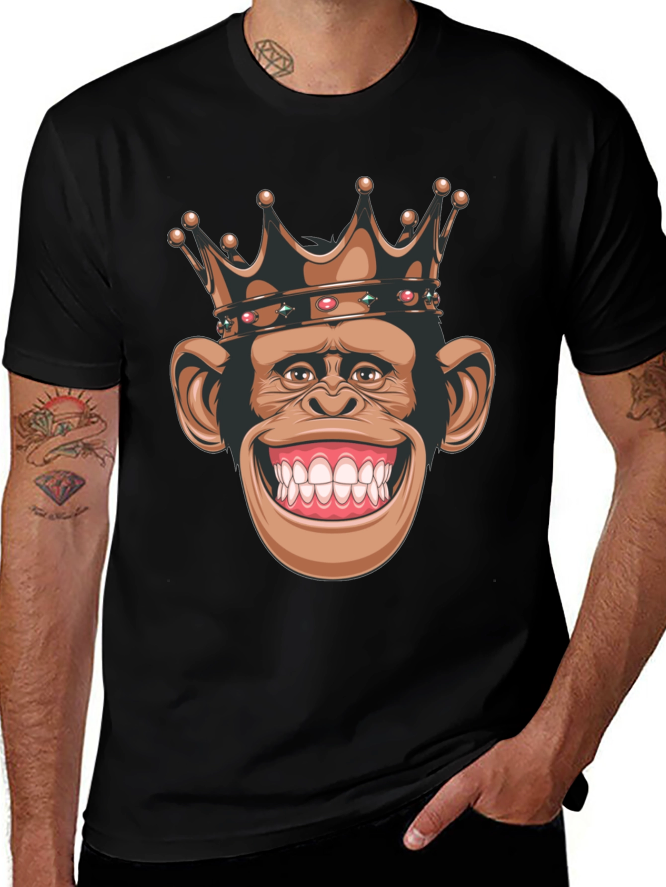 Camiseta Negra con Mono Rey Sonriente