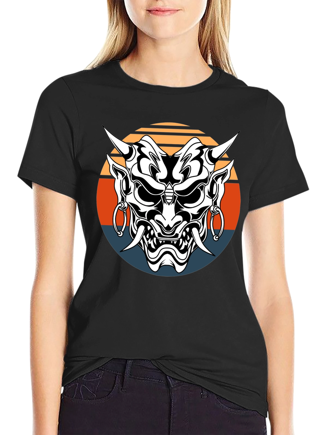 Camiseta Negra con Máscara Oni Japonesa