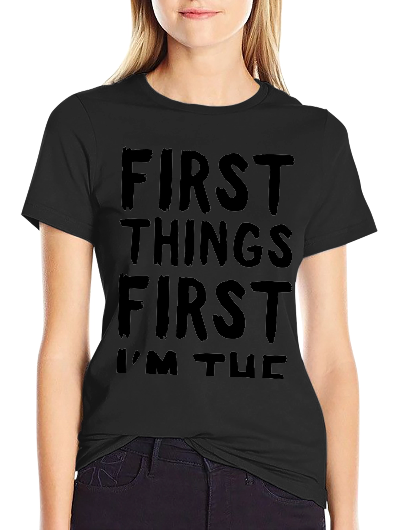 Camiseta Negra con Texto First Things First