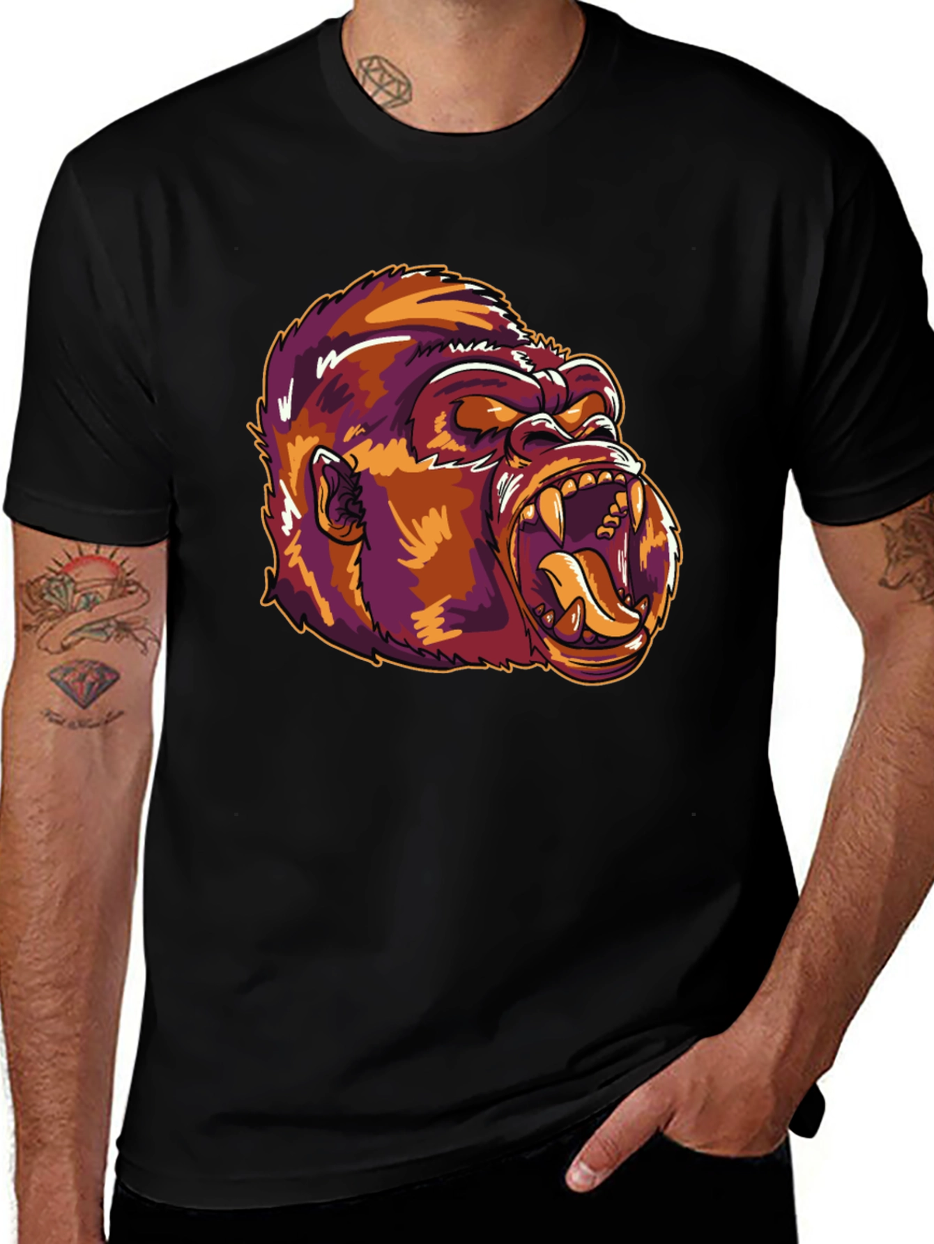 Camiseta Negra con Estampado de Gorila Feroz