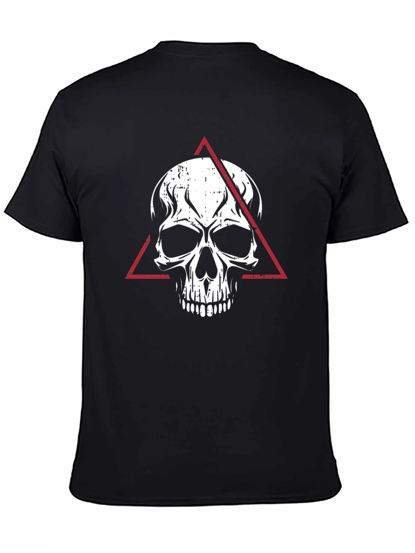 Camiseta Negra con Calavera y Triángulo Rojo