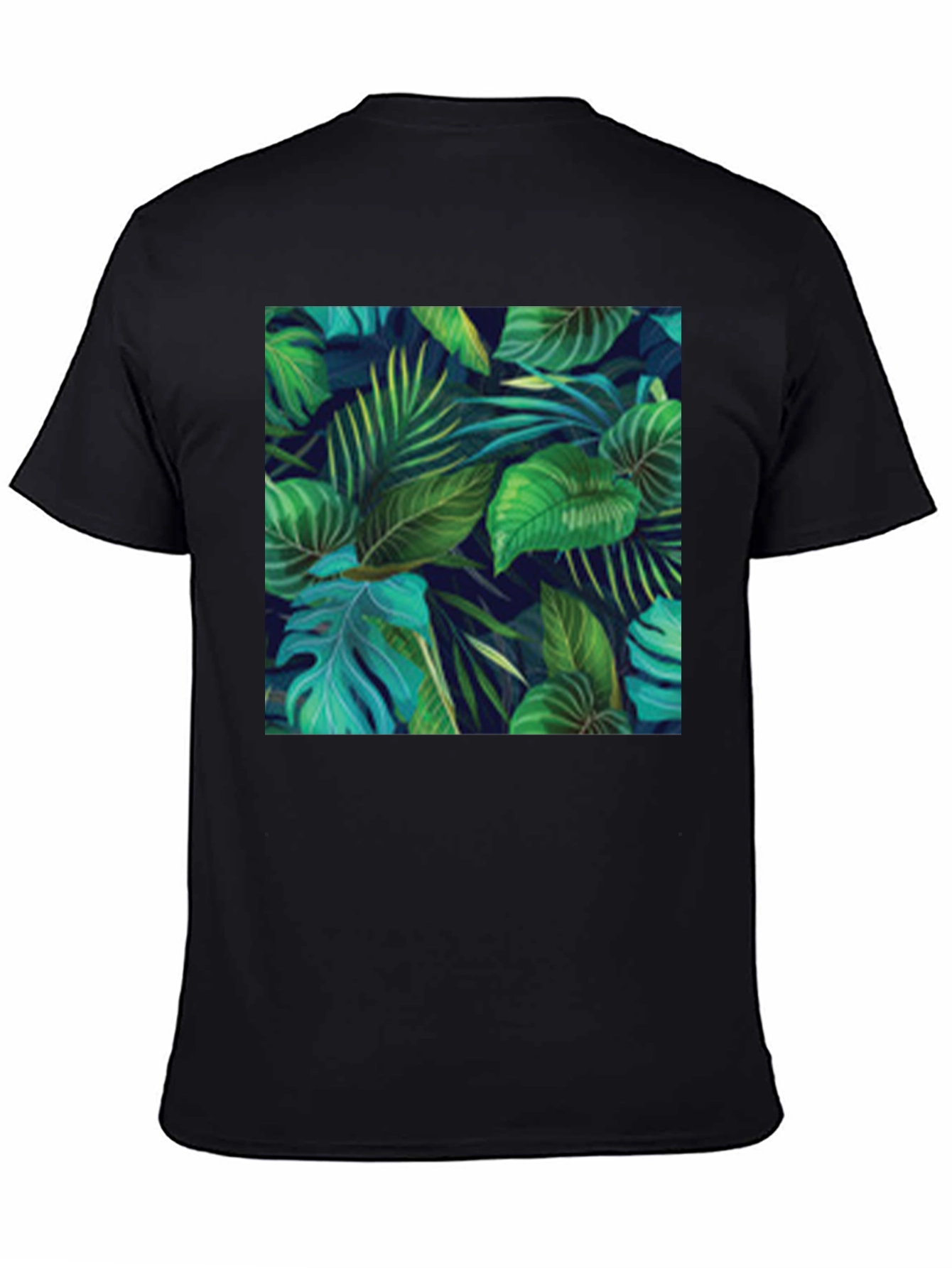 Camiseta Negra con Diseño de Hojas Tropicales