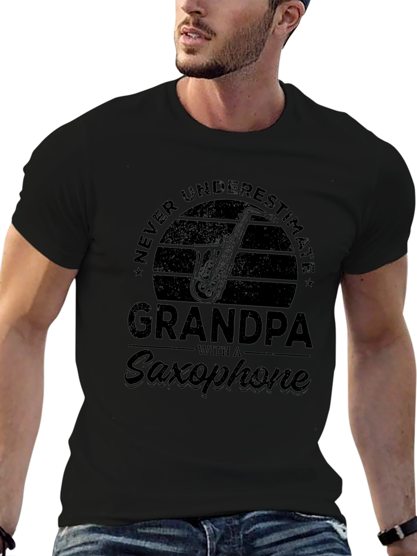 Camiseta Negra: Nunca Subestimes al Abuelo Saxofonista