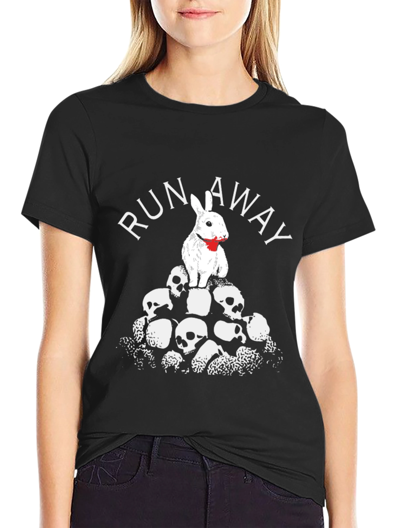 Camiseta Negra Run Away Conejo Calaveras