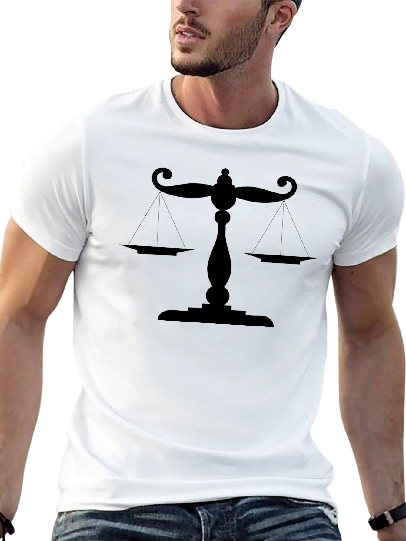 Camiseta Negra Balanza de la Justicia para Abogados
