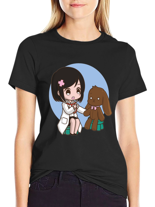 Camiseta Negra con Diseño de Doctora y Peluche