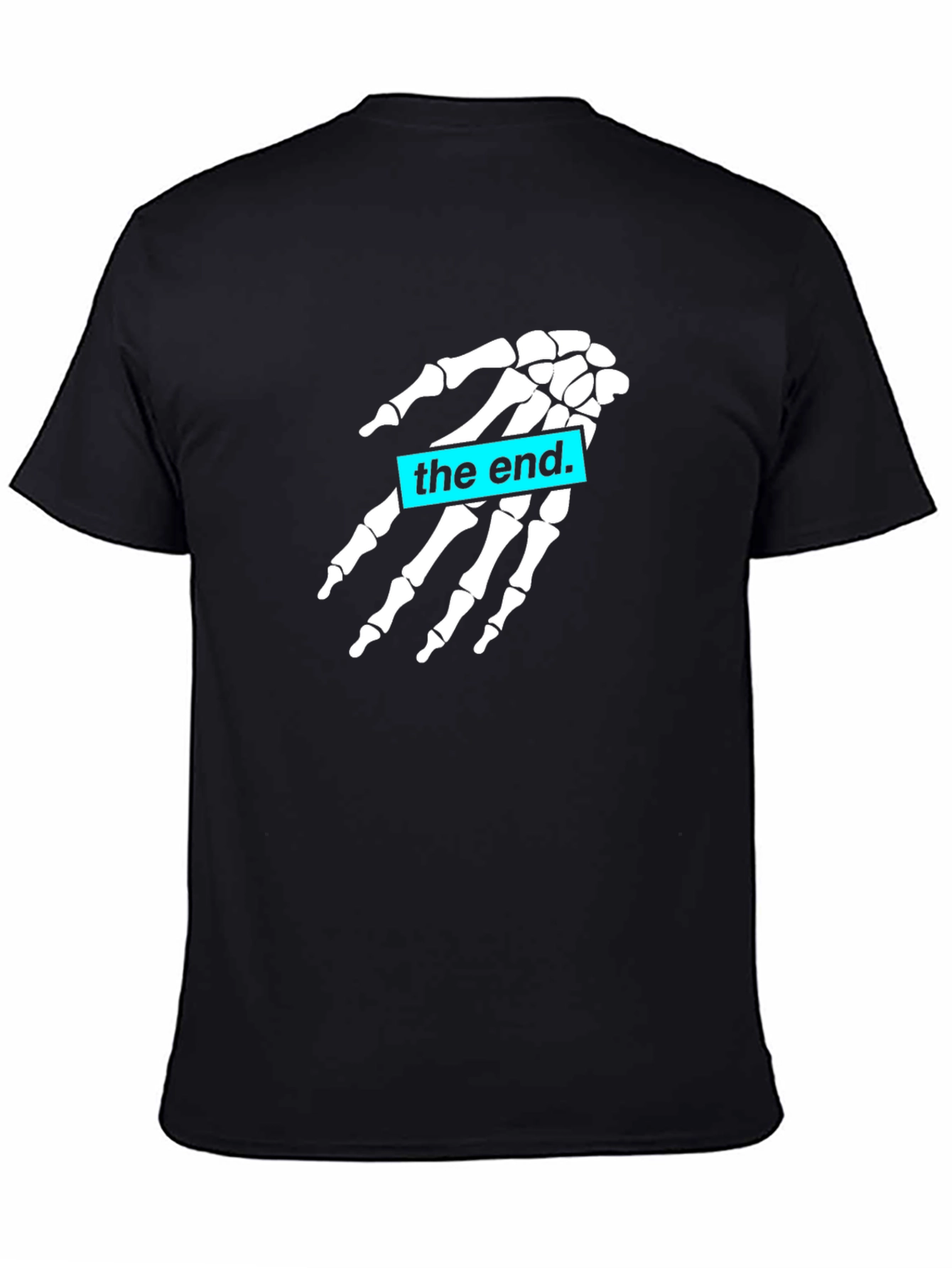Camiseta Negra con Diseño de Mano Esquelética The End