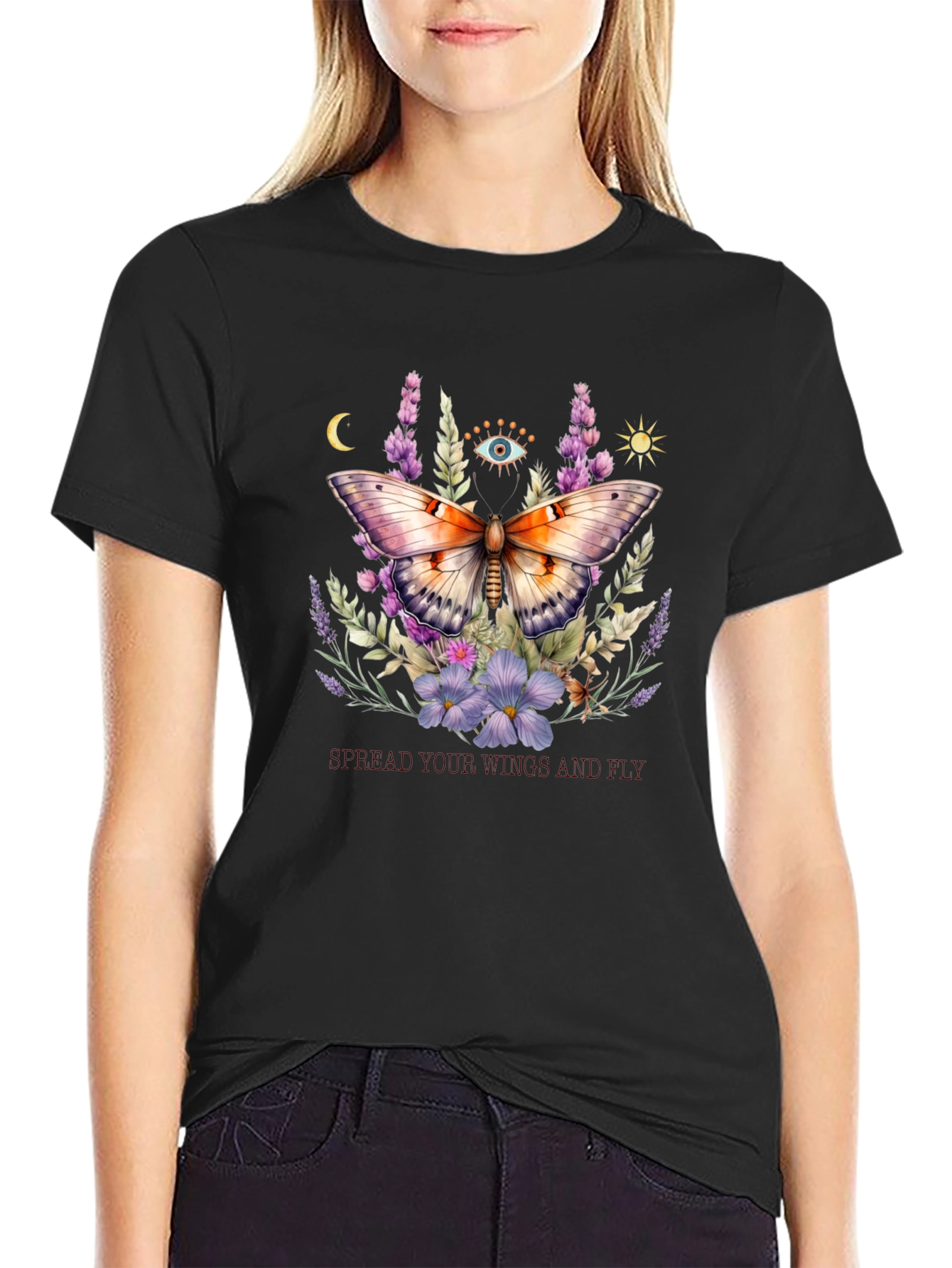 Camiseta Negra con Mariposa Floral Mística