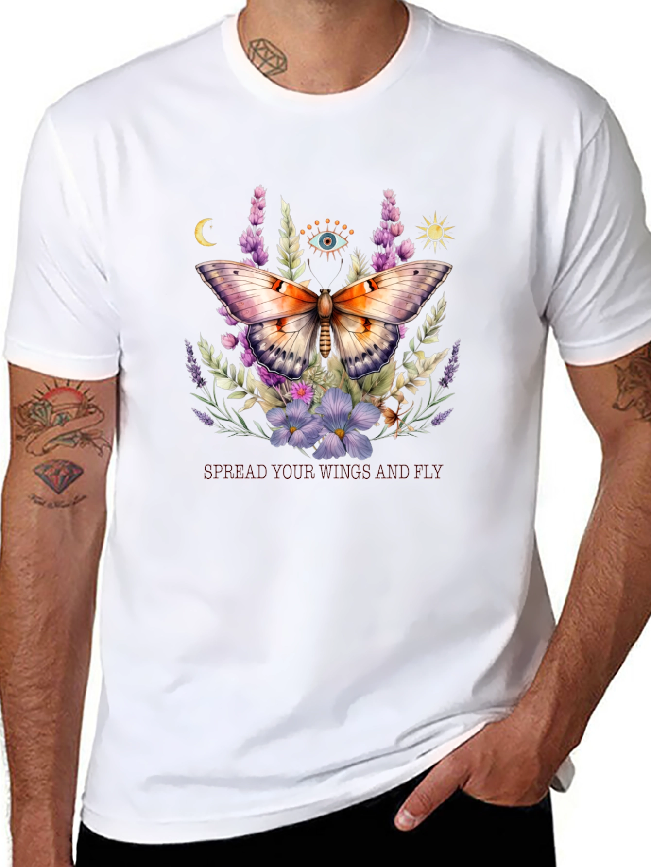 Camiseta Negra con Mariposa Floral Mística