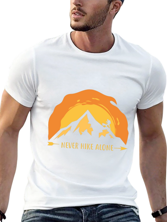 Camiseta Negra con Diseño de Montaña y Never Hike Alone