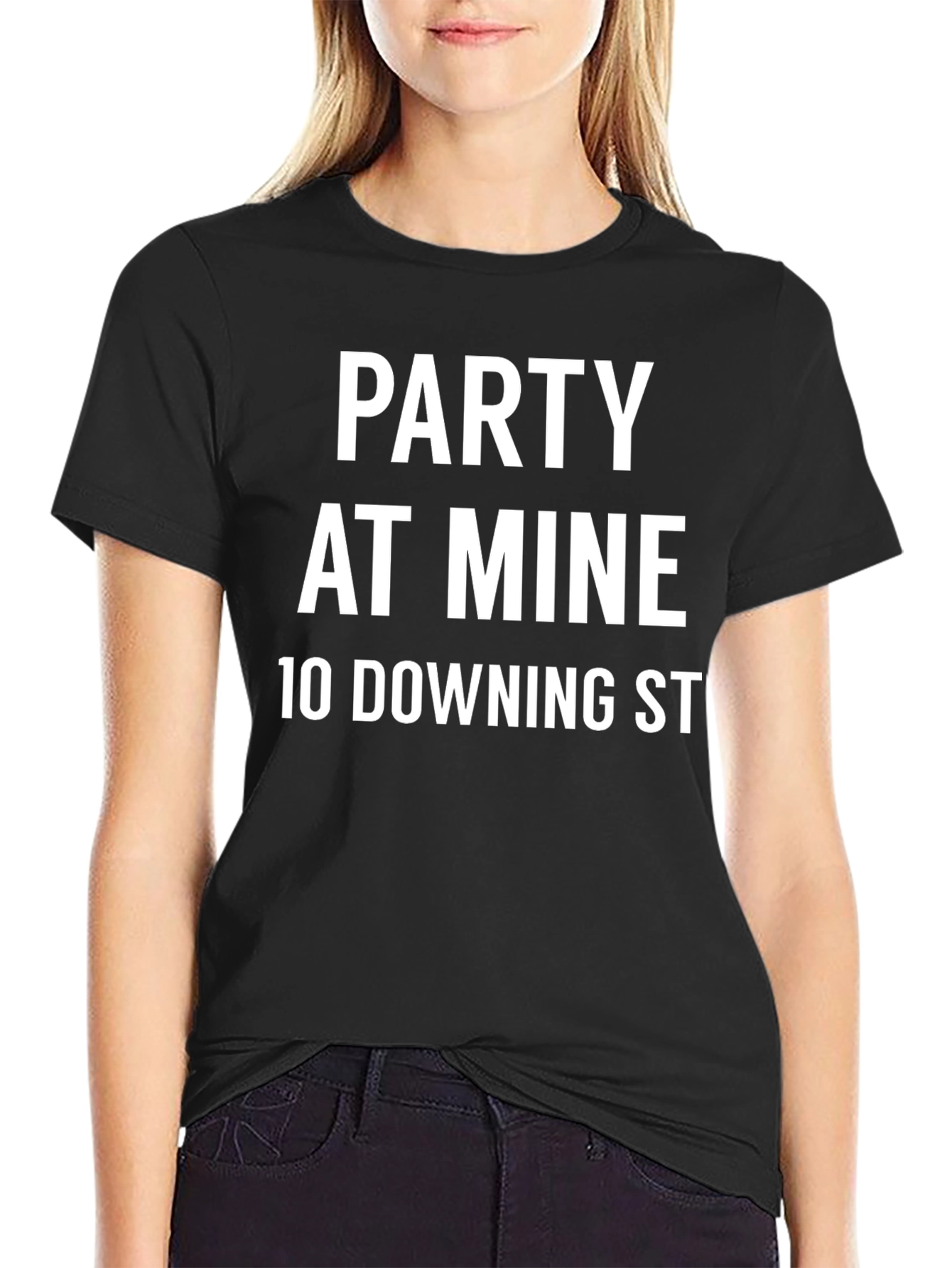Camiseta Party At Mine - Humor Downing St