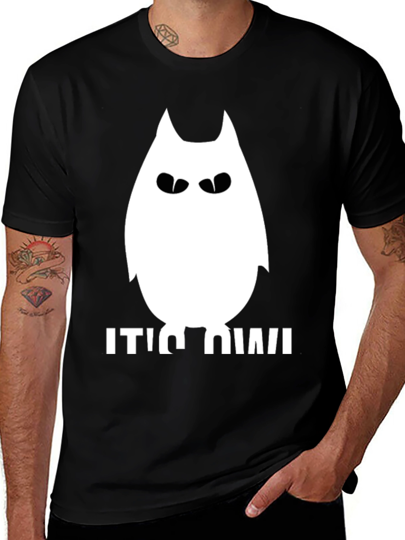 Camiseta Negra con Diseño de Gato Its Him!