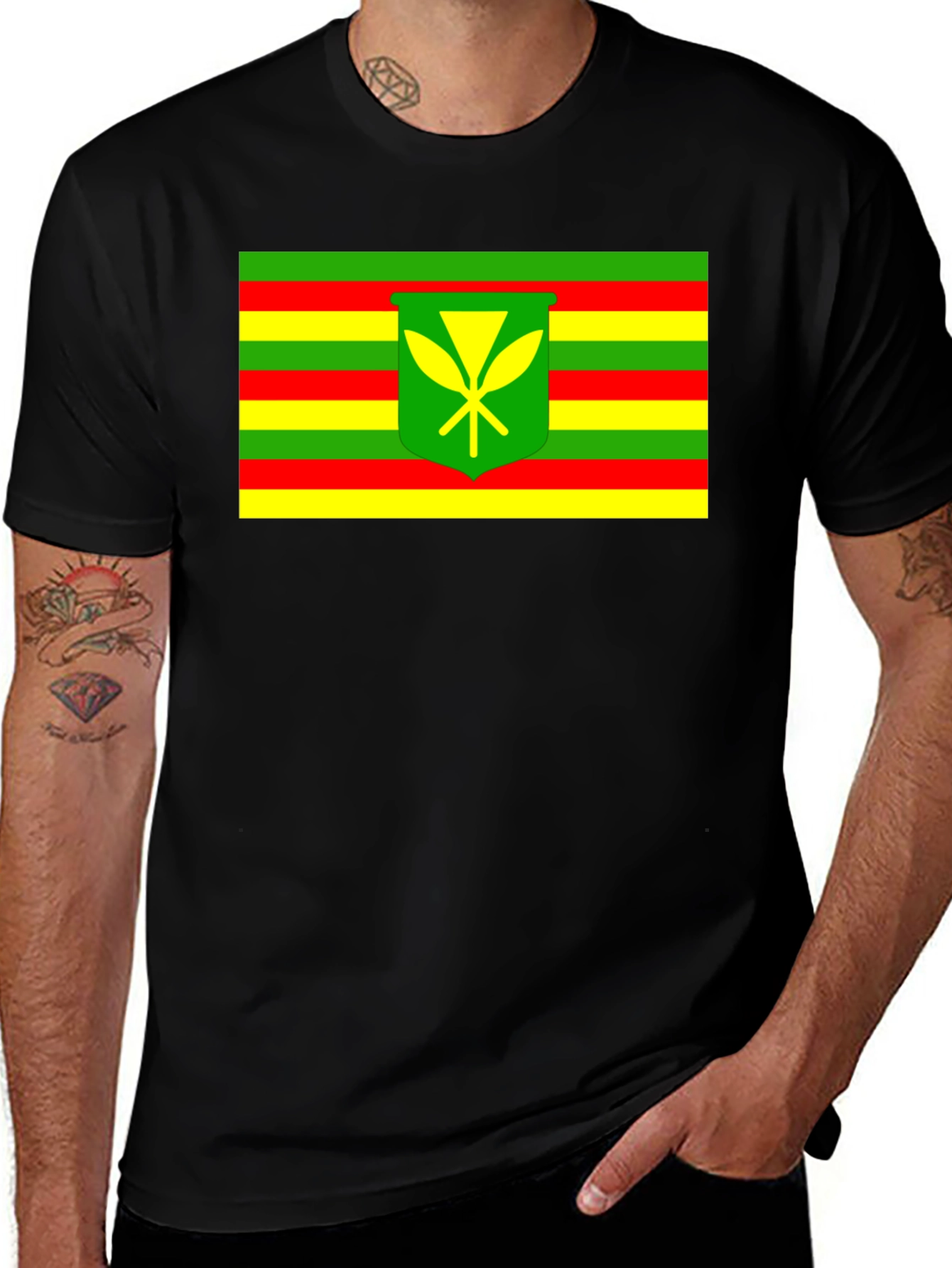 Camiseta Negra con Bandera Kanaka Maoli