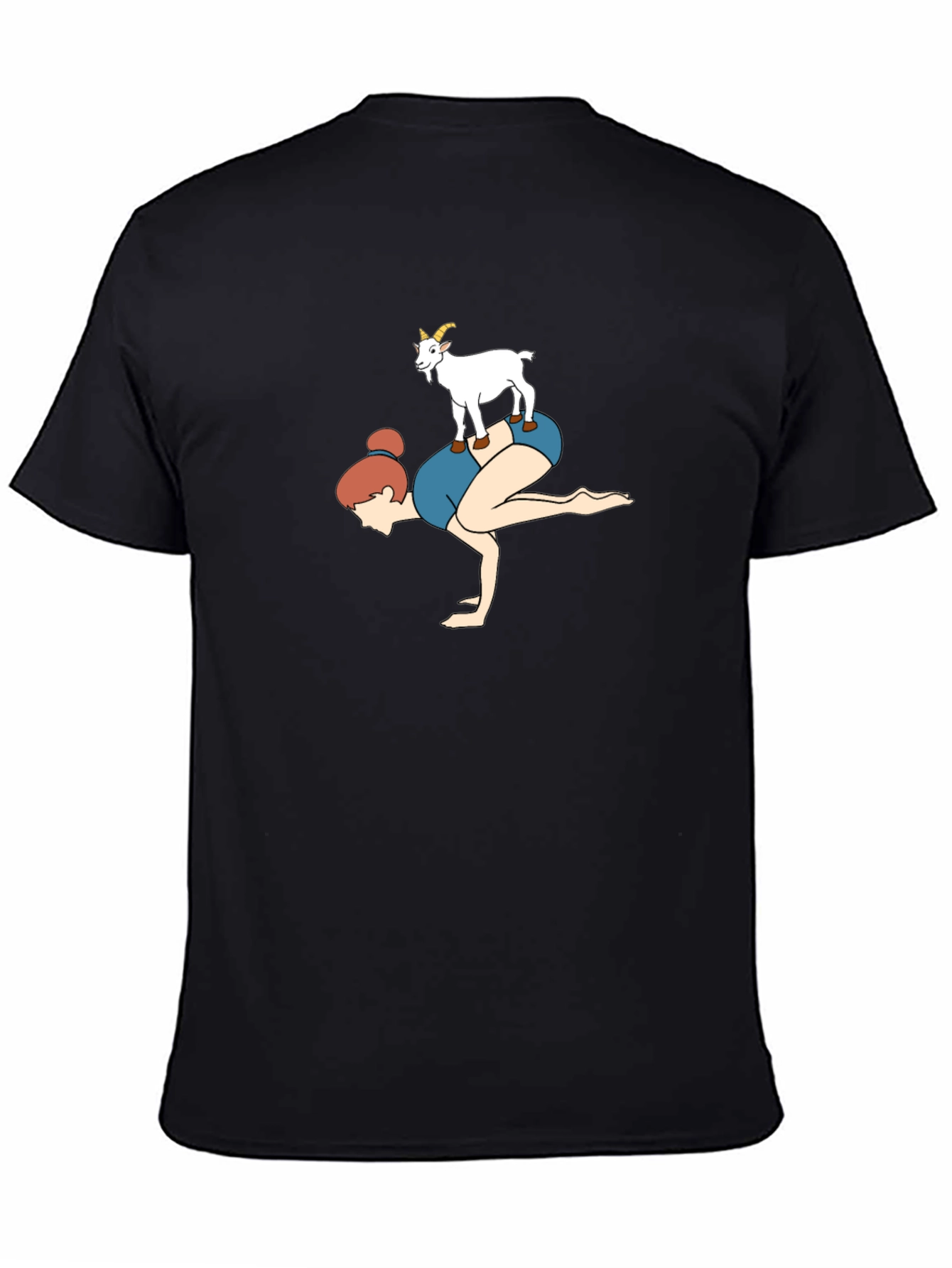 Camiseta Negra con Diseño Yoga y Cabra Divertida