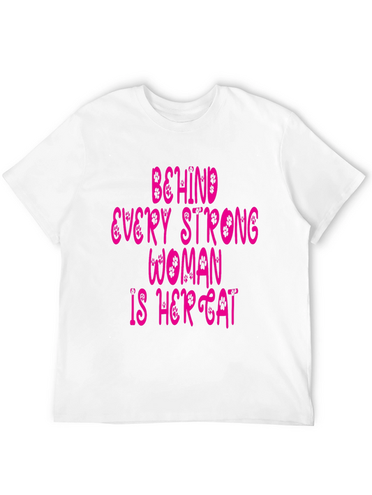 Camiseta Negra Detrás de cada Mujer Fuerte está su Gato