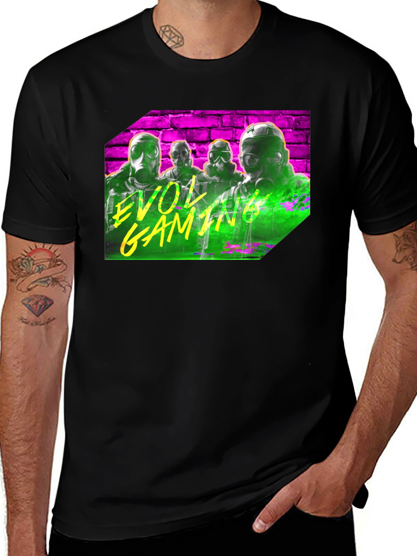 Camiseta Negra con Diseño de Videojuego EVOL Gaming